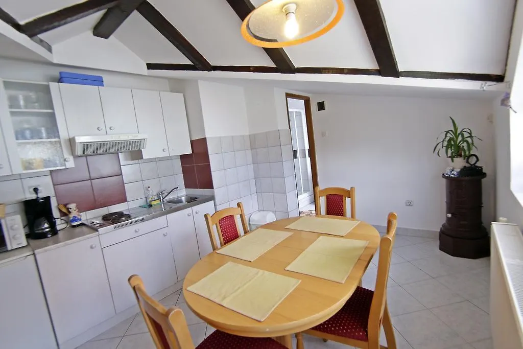Apartment House Lalita Guest house Fuzine